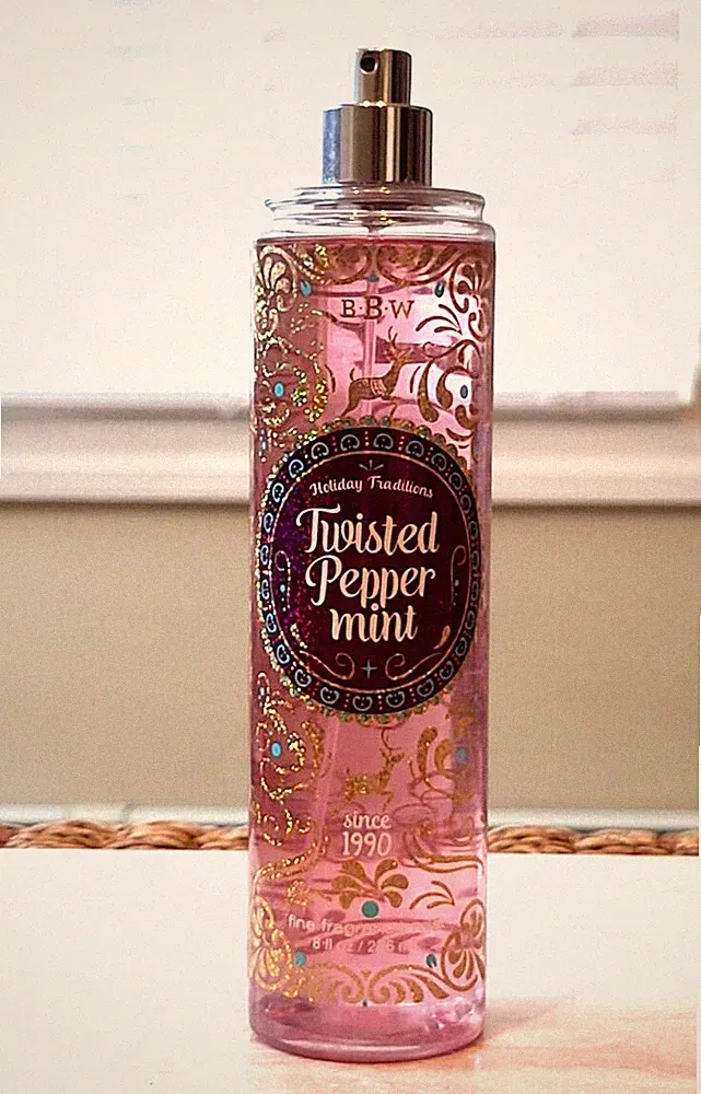 Bath & Body Works TWISTED PEPPERMINT Fine Fragrance Mist 8oz older version